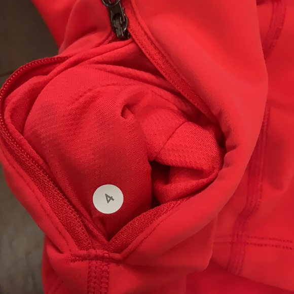 Lululemon half zip pull over - Picture 10 of 10